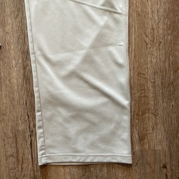 UNDER ARMOUR GREY BASEBALL PANTS (SIZE XL) - Picture 4 of 8